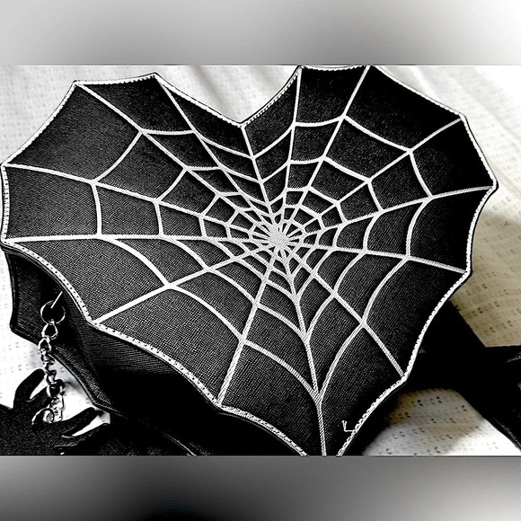 MAD Engine — Heart Spider Web Backpack - Picture 2 of 5